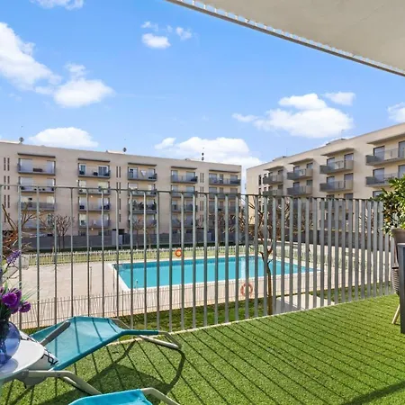 Apartment Lovely New 5 Min Walk Train Station 7 Min To Beach